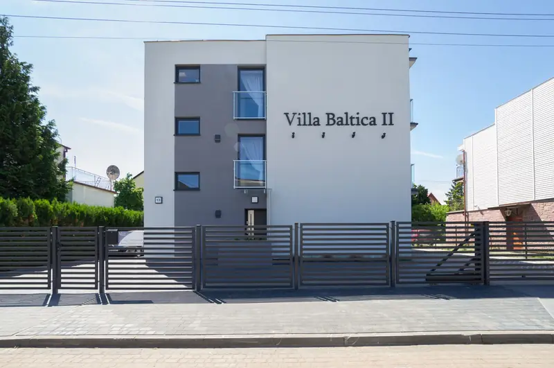 Villa Baltica II - apartamenty nad morzem w Rewie - zdjecie 1